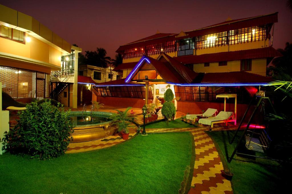 Sreeragam Luxury Villa Retreat Коччи Экстерьер фото